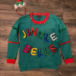 UGLY CHRISTMAS SWEATER